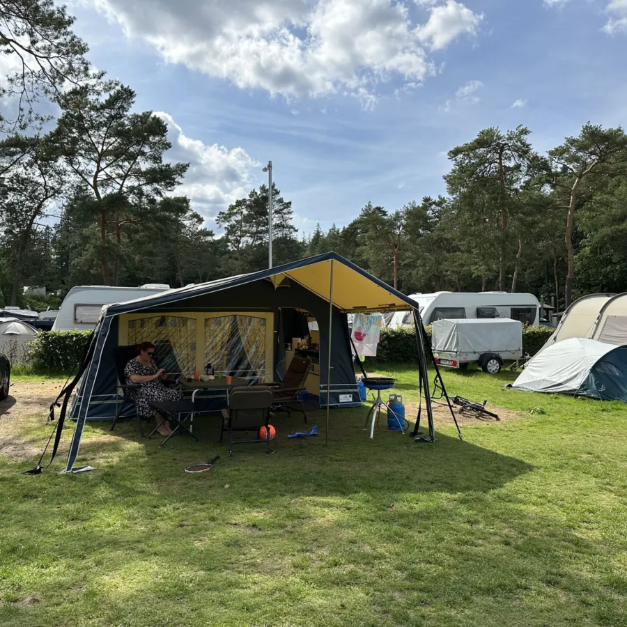 Camping Veluwe Kampeerplaats mus met prive sanitair 7