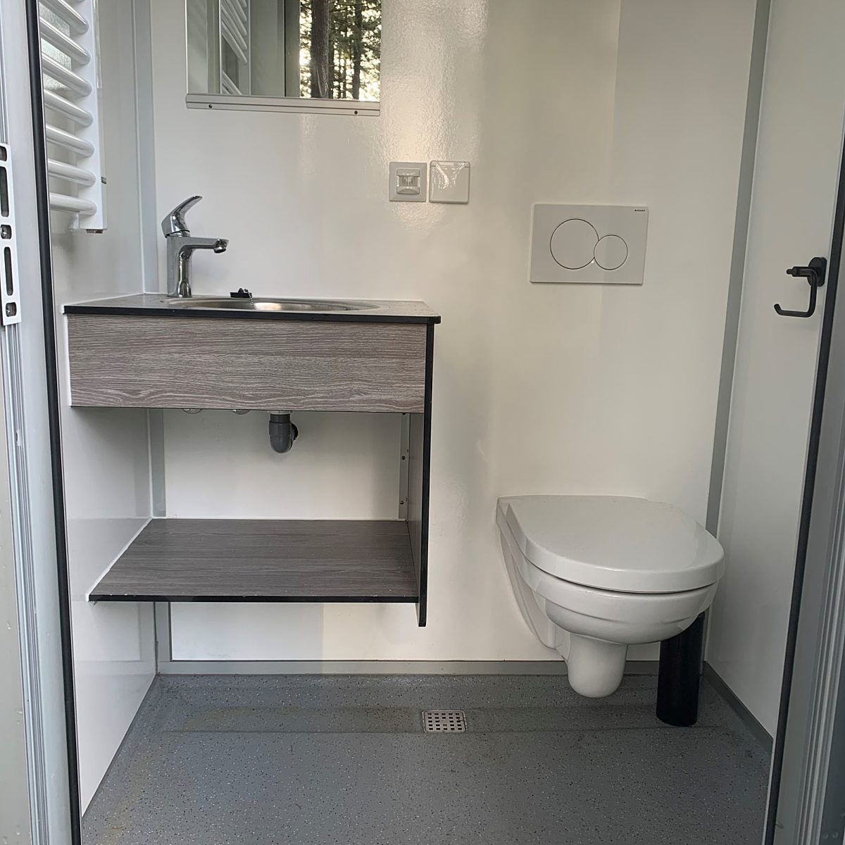 Camping Vierhouten kampeerplaats met prive sanitair Wouw 1