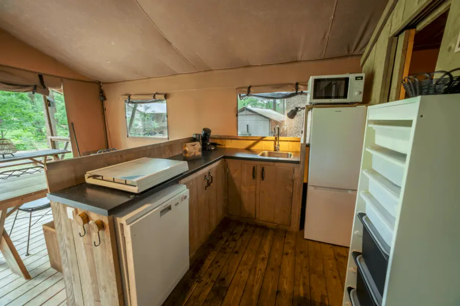 Glamping Veluwe Safaritent 17