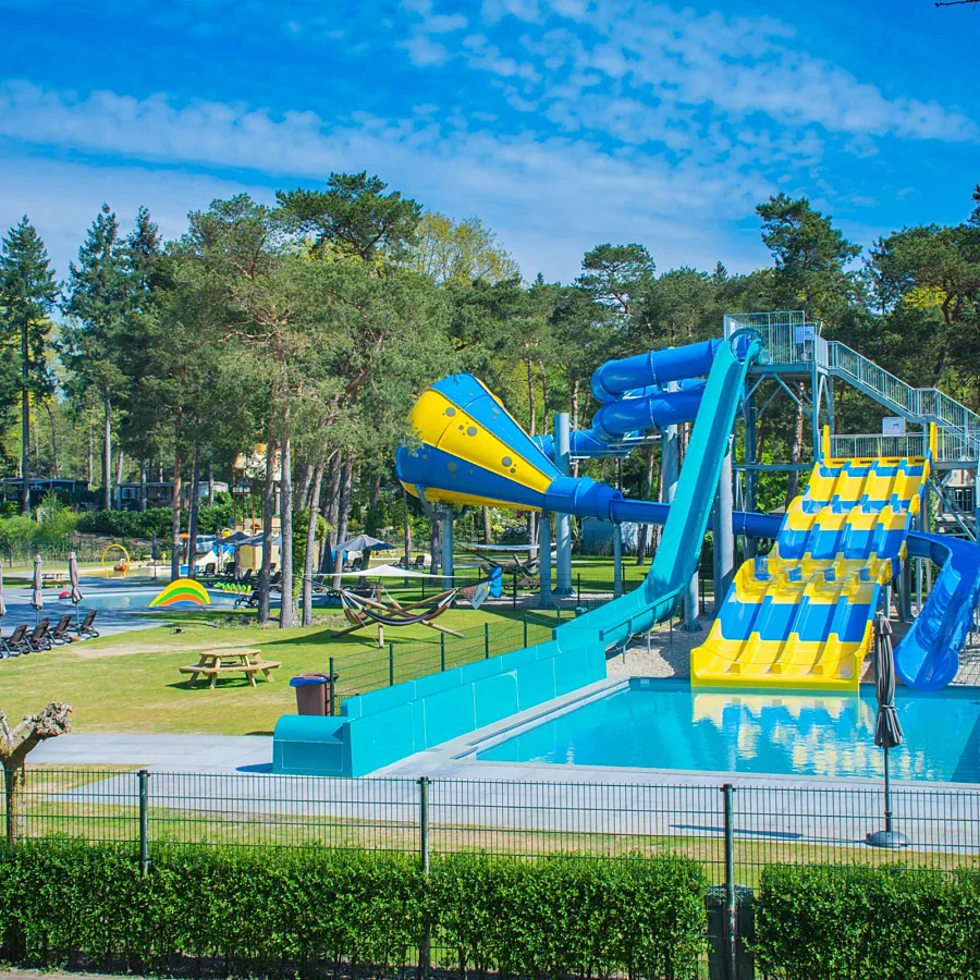 Camping veluwe met zwembad en waterglijbanen Samoza 11